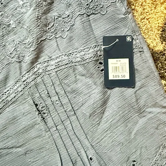 LUCKY BRAND Embroidered Pintucks Eyelet Relaxed Fit Blouse Top - Picture 5 of 9